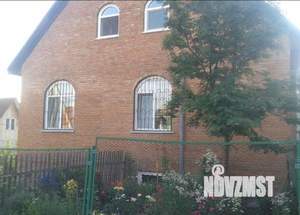 Коттедж 279м², 3-этажный, на длительный срок,