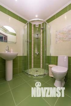 Дом 350м², 2-этажный, посуточно,