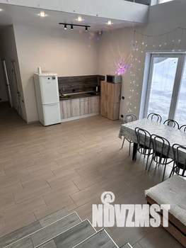 Дом 200м², 2-этажный, посуточно,