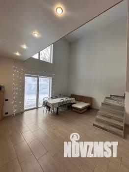 Дом 200м², 2-этажный, посуточно,