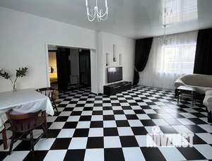 Дом 120м², 2-этажный, посуточно,