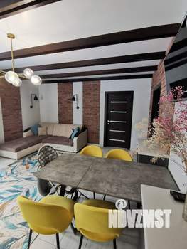 Коттедж 113м², 2-этажный, участок 5 сот.