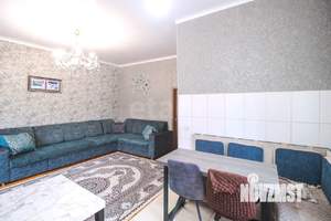 Дом 242м², 2-этажный, участок 9 сот.