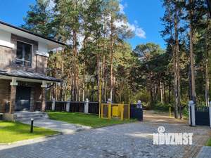 Таунхаус 246м², 3-этажный, участок 4 сот.