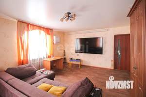 Дом 151м², 2-этажный, участок 7 сот.