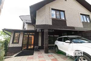 Дом 243м², 2-этажный, участок 7 сот.