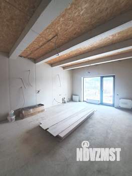 Дом 297м², 2-этажный, участок 11 сот.