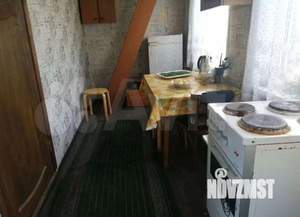 Дом 30м², 2-этажный, участок 6 сот.