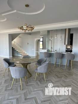 Дом 250м², 2-этажный, участок 9 сот.