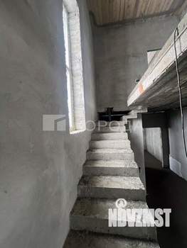 Дом 383м², 3-этажный, участок 5 сот.