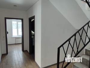 Коттедж 140м², 2-этажный, участок 6 сот.