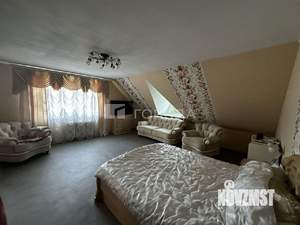 Дом 270м², 2-этажный, участок 10 сот.