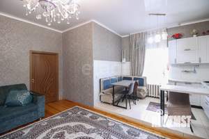 Дом 242м², 2-этажный, участок 9 сот.