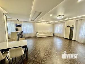 Коттедж 231м², 4-этажный, участок 7 сот.