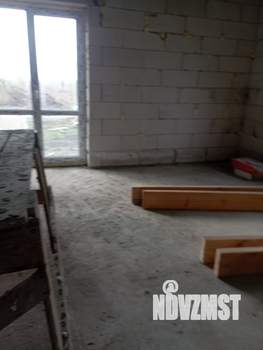 Дом 100м², 2-этажный, участок 5 сот.