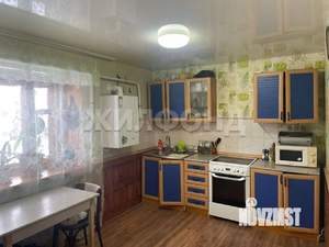 Дом 310м², 3-этажный, участок 13 сот.