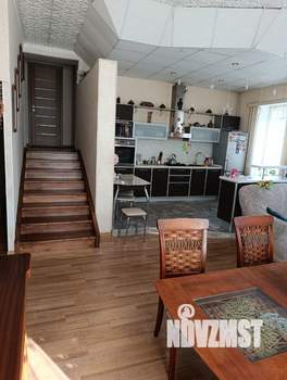 Коттедж 185м², 2-этажный, участок 10 сот.