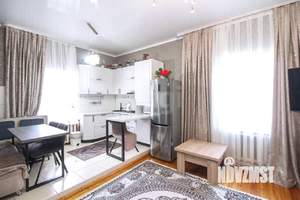 Дом 242м², 2-этажный, участок 9 сот.