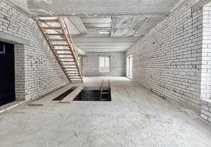 Дом 246м², 2-этажный, участок 4 сот.