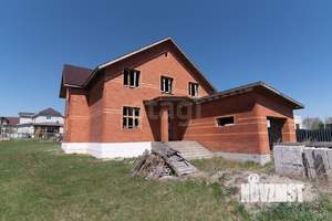 Дом 206м², 2-этажный, участок 10 сот.