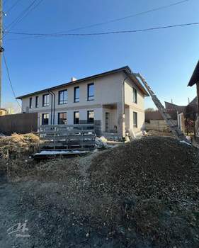 Дом 180м², 2-этажный, участок 3 сот.