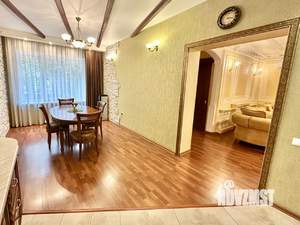 Коттедж 202м², 3-этажный, участок 9 сот.