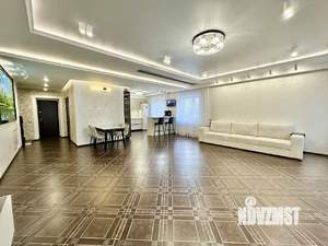 Коттедж 231м², 4-этажный, участок 7 сот.