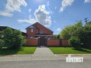 Коттедж 240м², 2-этажный, участок 10 сот.