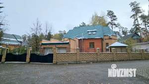 Коттедж 353м², 3-этажный, участок 10 сот.