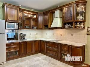 Коттедж 202м², 3-этажный, участок 9 сот.