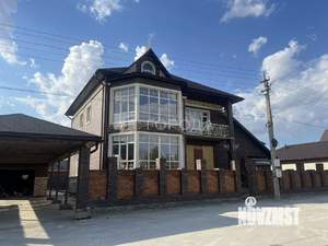 Дом 429м², 3-этажный, участок 10 сот.