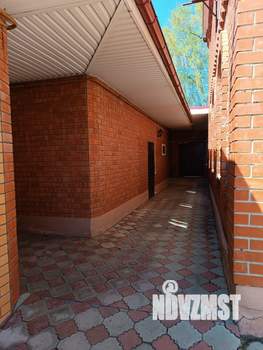 Дом 241м², 3-этажный, участок 5 сот.