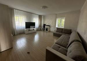 Дом 270м², 2-этажный, участок 10 сот.