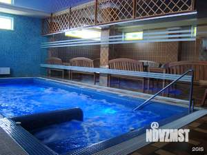 Дом 600м&sup2;, 3-этажный, посуточно, 