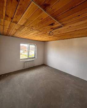 Дом 180м², 2-этажный, участок 10 сот.  