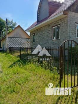 Дом 180м², 2-этажный, участок 10 сот.  