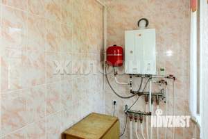 Коттедж 198м&sup2;, 2-этажный, участок 10 сот.  