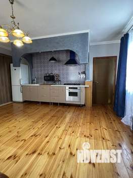 Дом 140м², 2-этажный, участок 11 сот.  