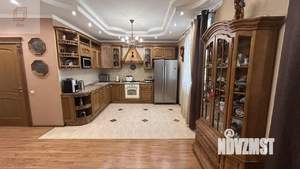 Коттедж 275м², 2-этажный, участок 8 сот.  