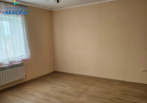 Дом 160м&sup2;, 2-этажный, участок 9 сот.  