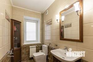 Коттедж 200м², 2-этажный, участок 10 сот.  