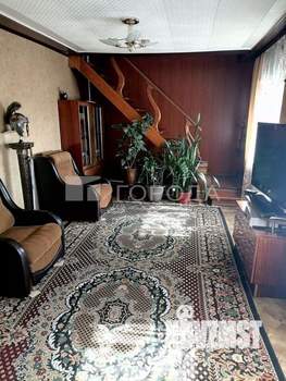 Дом 120м², 2-этажный, участок 9 сот.  