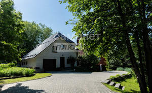 Дом 150м², 3-этажный, участок 11 сот.  