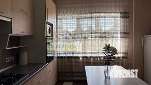 Дом 251м², 3-этажный, участок 10 сот.  
