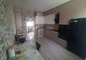 Дом 220м², 2-этажный, участок 6 сот.  