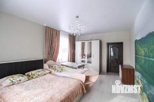 Дом 130м², 2-этажный, участок 5 сот.  