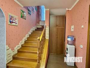 Коттедж 337м², 2-этажный, участок 15 сот.  