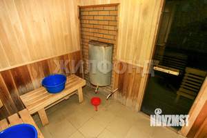 Коттедж 198м&sup2;, 2-этажный, участок 10 сот.  