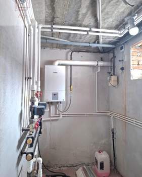 Дом 180м&sup2;, 2-этажный, участок 14 сот.  