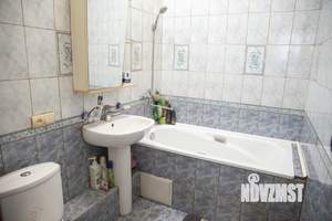 Коттедж 219м², 2-этажный, участок 20 сот.  